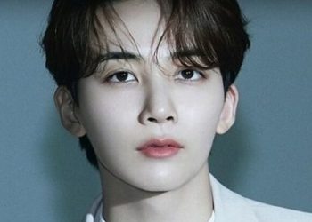 SEVENTEEN's commitment to pushing boundaries shines through Jeonghan's actions