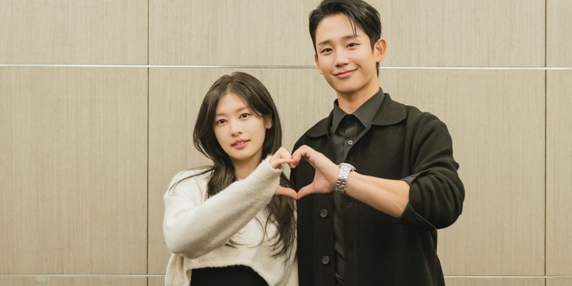 Jung Hae In and Jung So Min