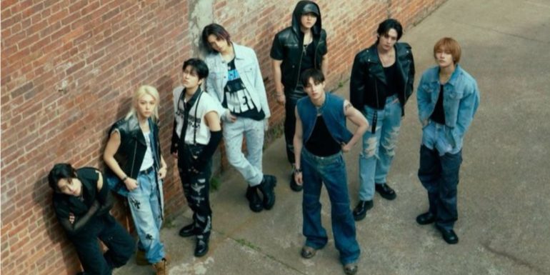 Stray Kids