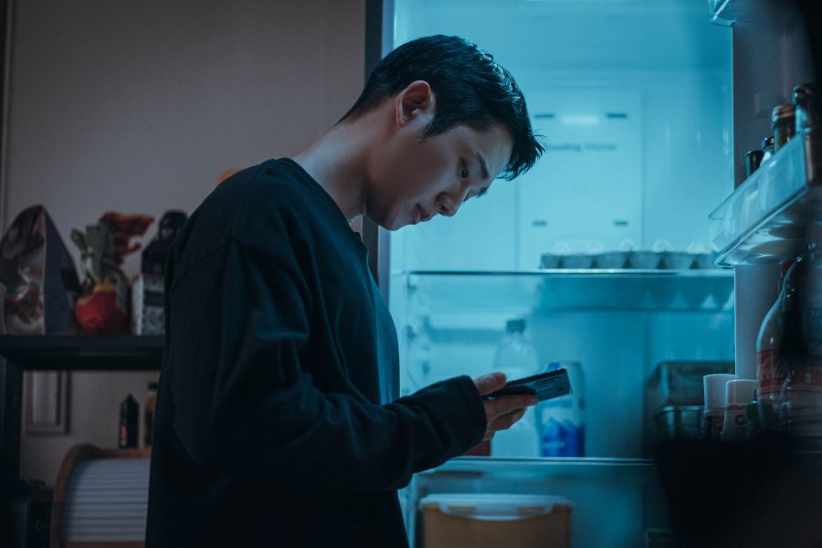 Jung Hae In's still from Unframed 