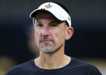 Dennis Allen (Credit: 
YouTube)