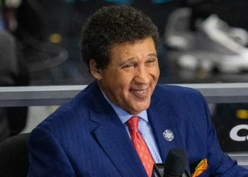 Greg Gumbel (Image via Getty)