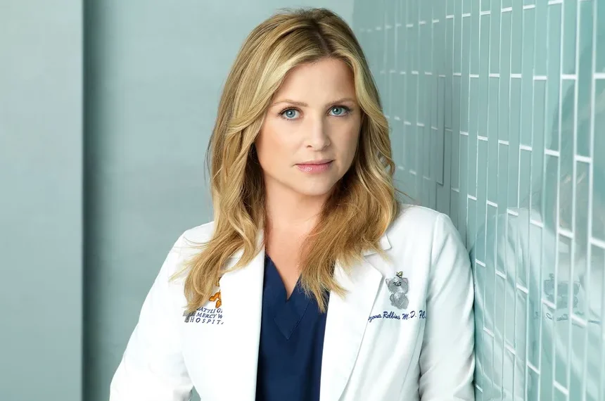 Jessica Capshaw as Arizona Robbins in Grey's Anatomy (Image via Getty)