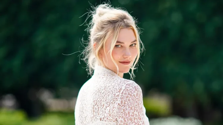 Karlie Kloss (Image via Getty)