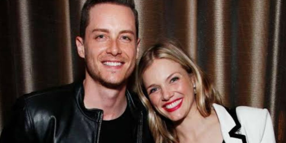 Jesse Lee Soffer and Tracy Spiridakos (Credit: X)