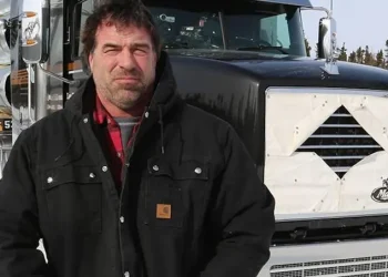 Darrell On Ice Road Truckers (Image via Getty)