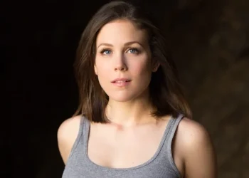 Erin Krakow (Image via Getty)