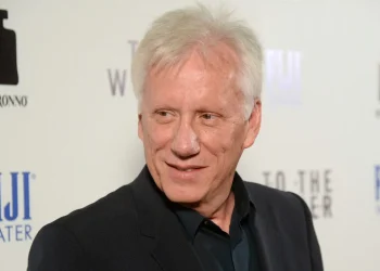 James Woods (Image via Getty)