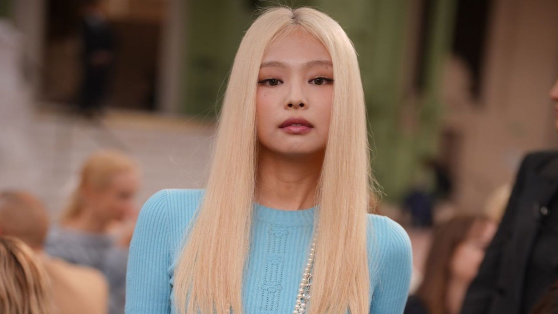 Jennie Stuns with Her Outfit at Chanel Fashion Show