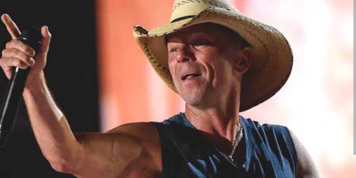 Kenny Chesney (Credit: X)