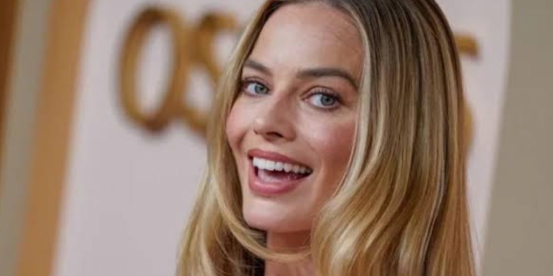 Margot Robbie (Credit: X)