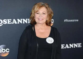 Roseanne Barr (Image via Getty)