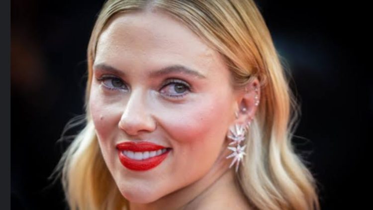 Scarlett Johansson (Credit: Pinterest)