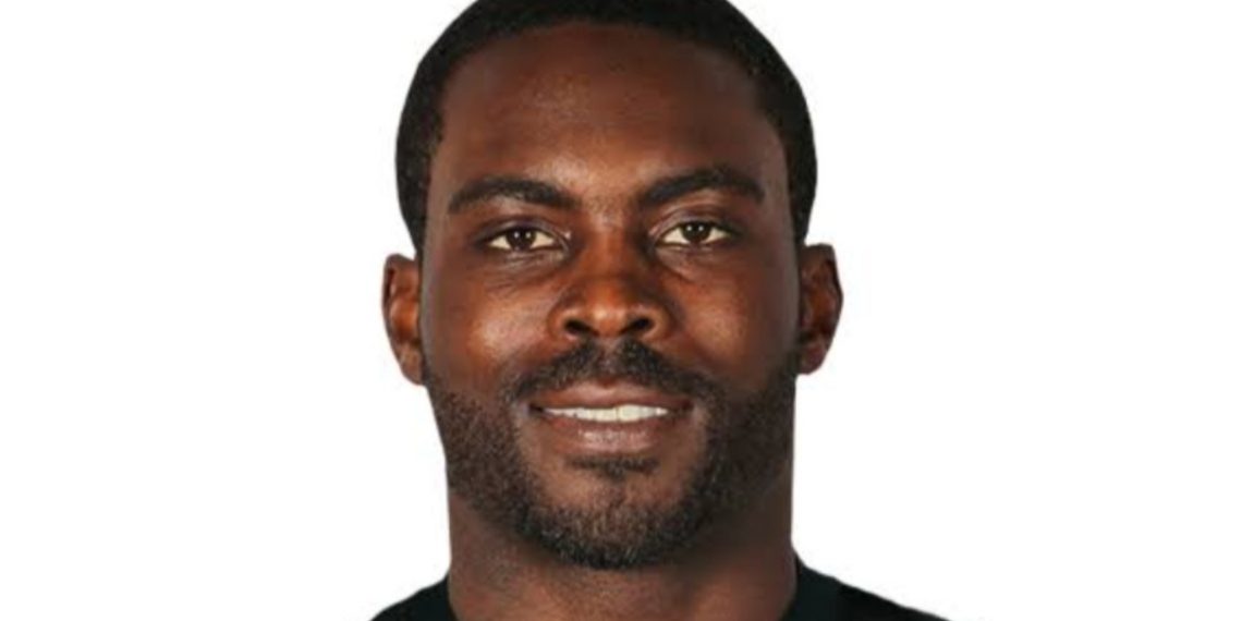 Michael Vick (Credit: YouTube)