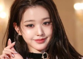 IVE’s Jang Wonyoung Stuns Fans