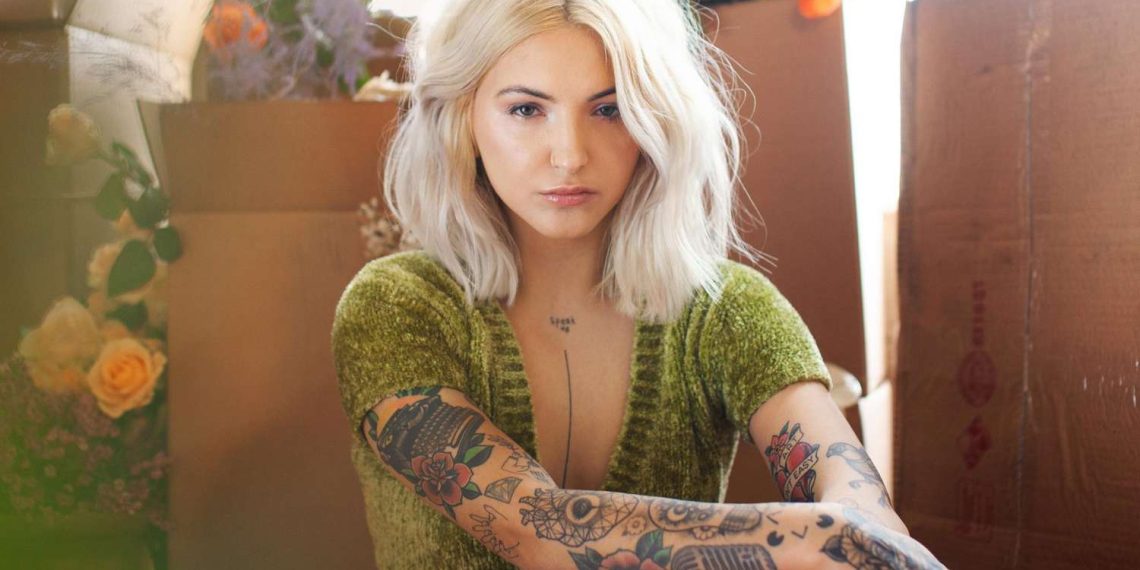 Julia Michaels (Image via Getty)