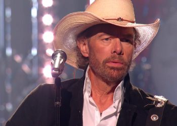 Toby Keith (Image via Getty)