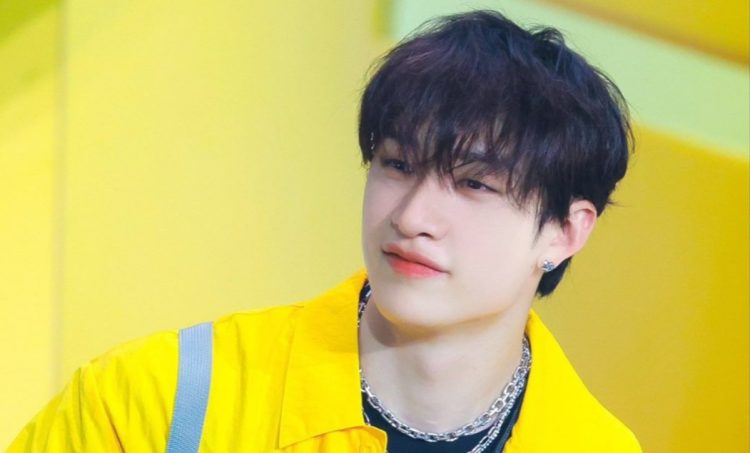 Bang Chan’s thoughtful gesture at the airport has fans praising his kindness.