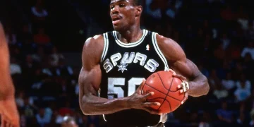 David Robinson (Image via Getty)