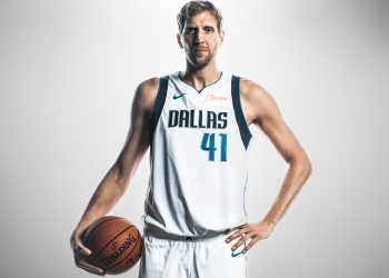 Dirk Nowitzki (Image via Getty)