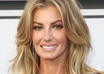 Faith Hill (Image via Getty)