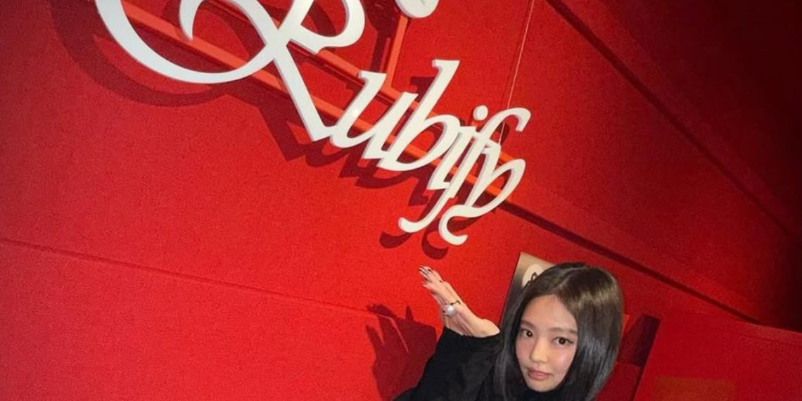 Jennie at her Rubify party (Credit: YouTube)