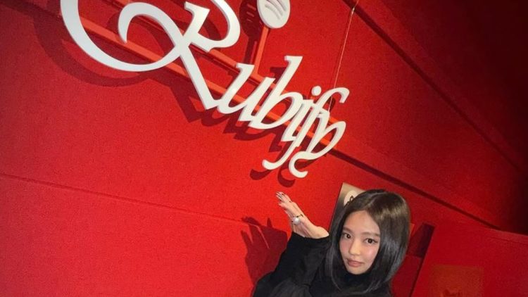 Jennie at her Rubify party (Credit: YouTube)