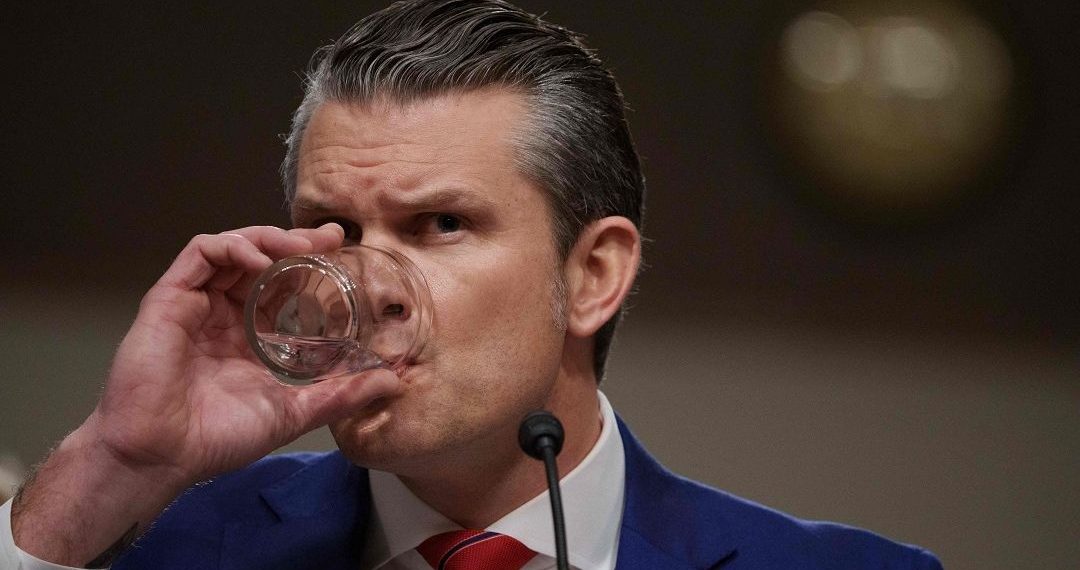 Pete Hegseth (Image via Getty)