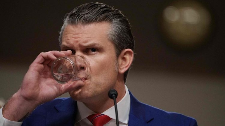 Pete Hegseth (Image via Getty)