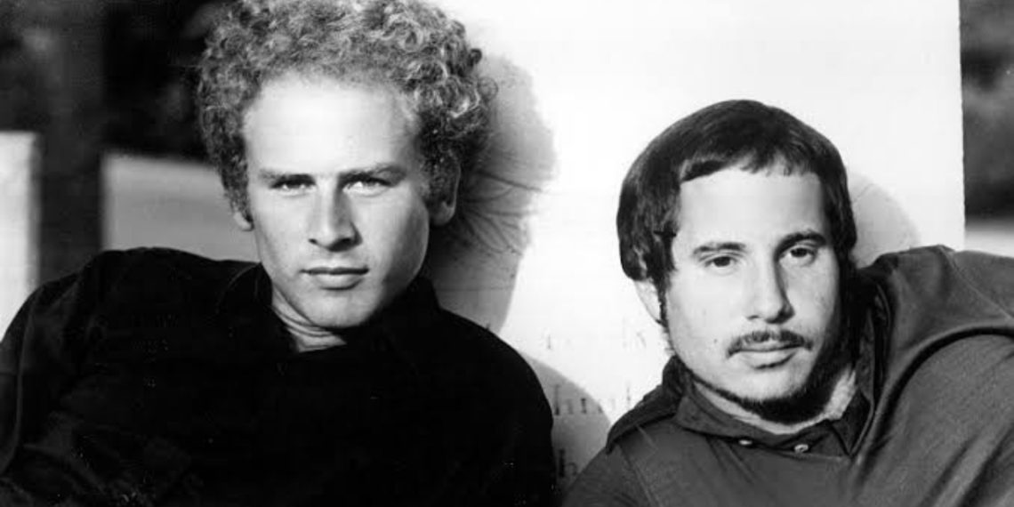 Paul Simon and Art Garfunkel (Credit: X)