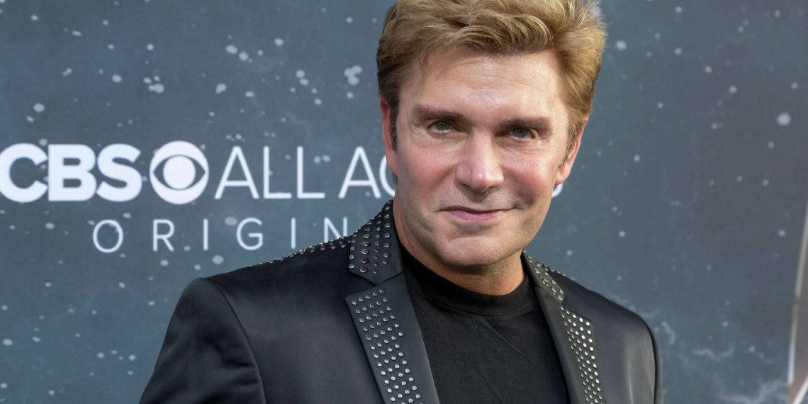 Vic Mignogna (Image via Getty)