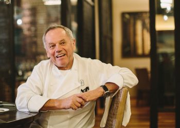 Wolfgang Puck (Image via Getty)