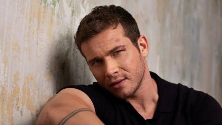 Oliver Stark (Credit: YouTube)