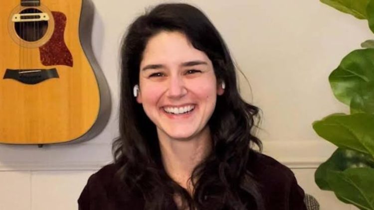 Elyse Myers (Credit: YouTube)