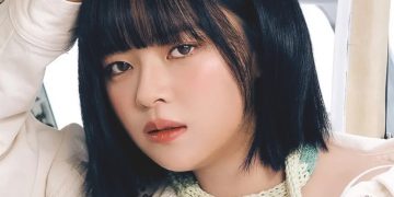 TWICE’s Jeongyeon Shines in Viral Concert Clips, Reigniting Praise for Her Stunning Visuals