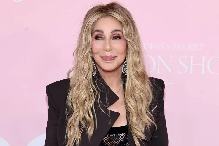 Cher (Image via Getty)
