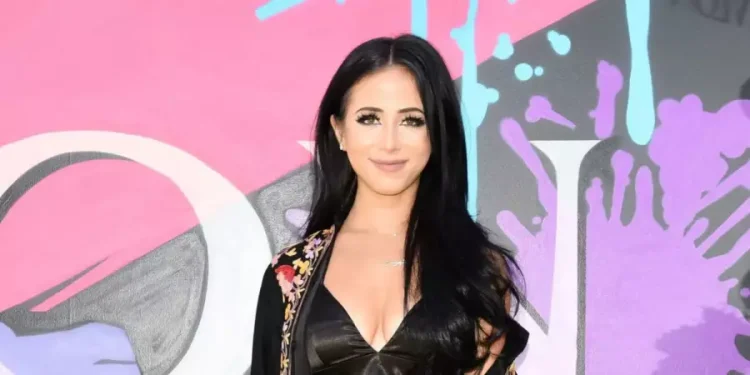 Amber Scholl (Image via Getty)