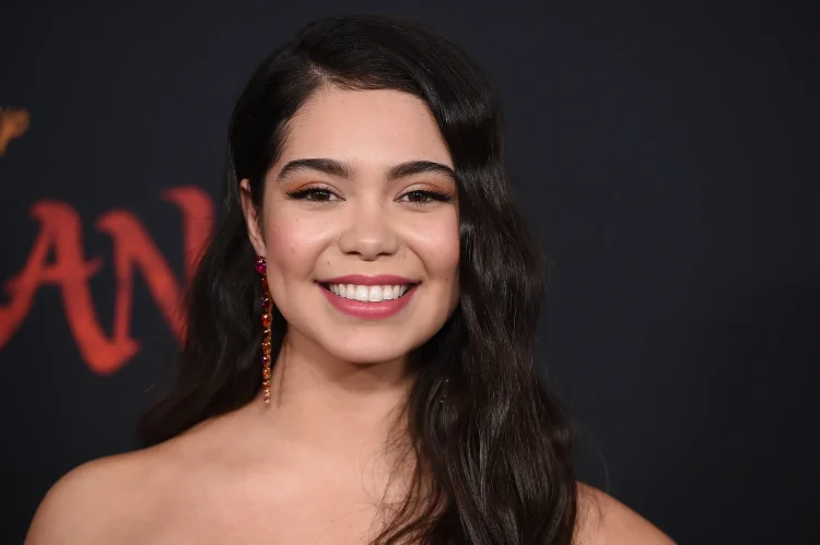 Auliʻi Cravalho (Image via Getty)