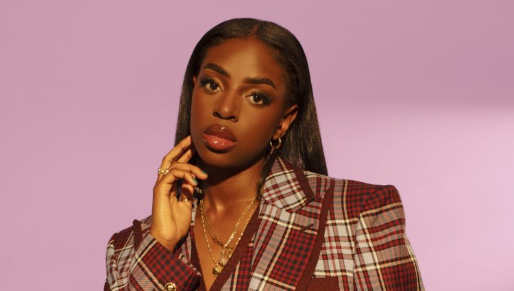 Cat Burns (Image via Getty)