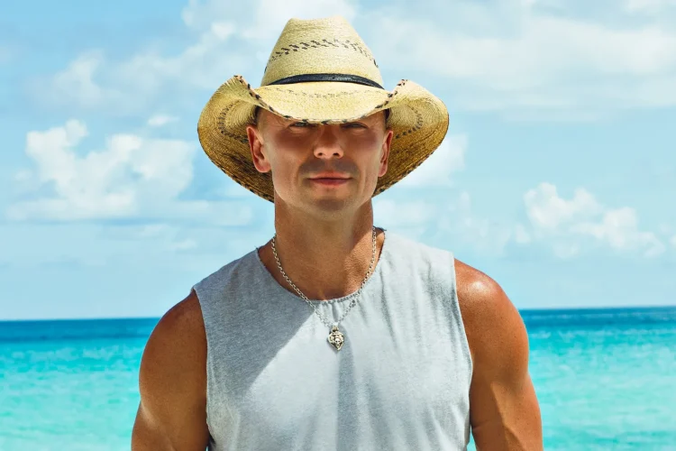 Kenny Chesney (Image via Getty)
