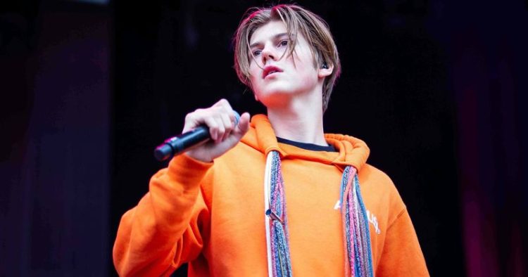 Ruel (Image via Getty)