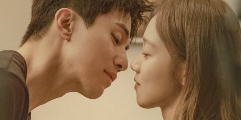 Lee Dong-wook and Lee Sung-kyung in a still from JTBC drama The Nice Guy