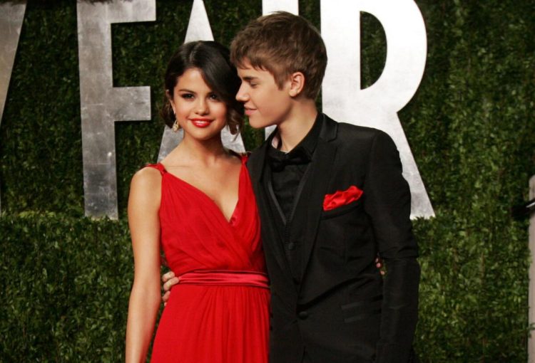 Selena Gomez and Justin Bieber  (Image via Getty)