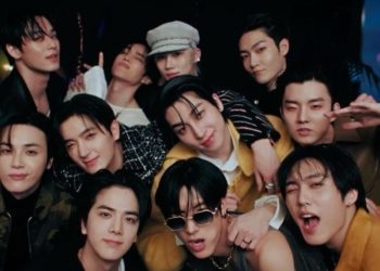 6uwv(7) - THE BOYZ Ignite U.S. Tour with Energetic Opening in New York City