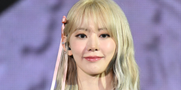 LE SSERAFIM Sakura (1) - LE SSERAFIM Sakura Net Worth: Idol's Global Fame and Fortune