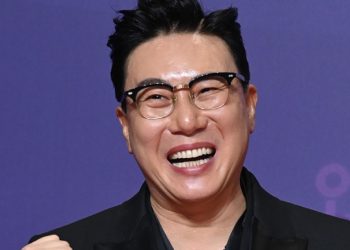 7teg(1) - Lee Sang Min Returns to Music Production After 20 Years, Launching a New Co-Ed K-Pop Group