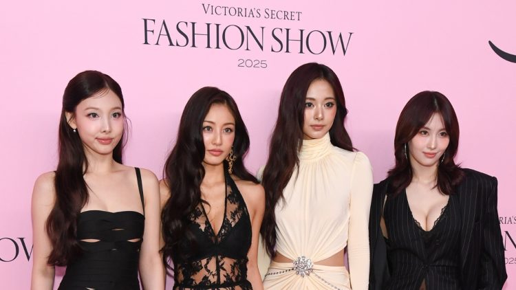 Byd(3) - TWICE Confirmed for Victoria’s Secret Fashion Show 2025