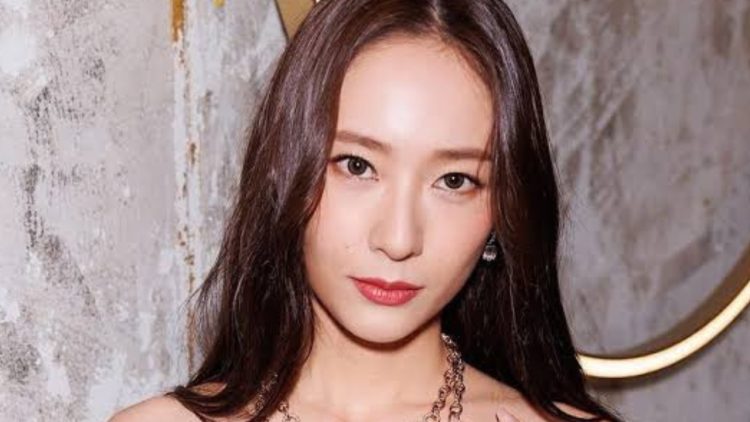 Kog(6) - Krystal Jung Announces First Solo Album Since f(x) Debut- A New Era Begins