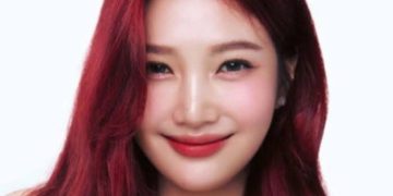 U7f(2) - Red Velvet’s Joy Dazzles Fans at First Solo Fan Meeting: ‘Unmelting Our Green’ Becomes a Night to Remember