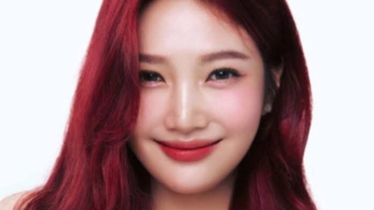 U7f(2) - Red Velvet’s Joy Dazzles Fans at First Solo Fan Meeting: ‘Unmelting Our Green’ Becomes a Night to Remember